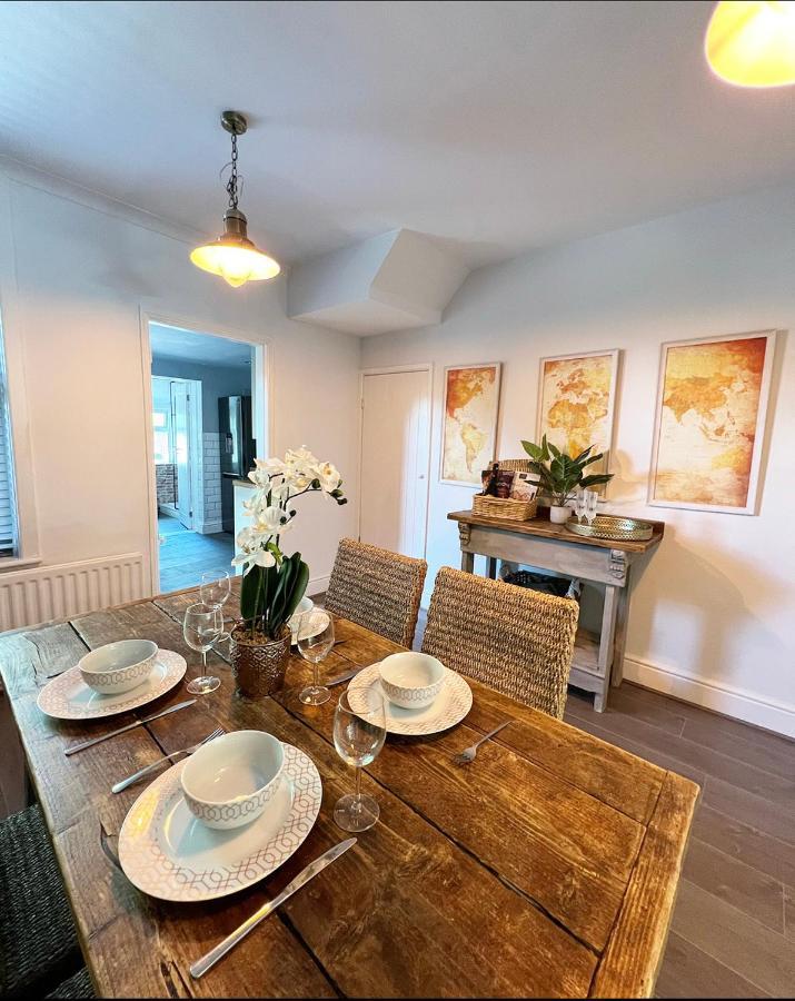 Modern 3 Bed, Heart Of Ashley Cross, 5 Mins To Sandbanks 풀 외부 사진